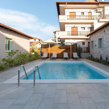 Pnoe Luxury - Private Pool Retreat & Bbq Ierissós