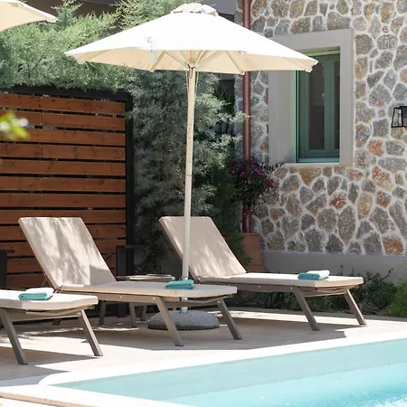 Pnoe Luxury - Private Pool Retreat & Bbq 빌라
